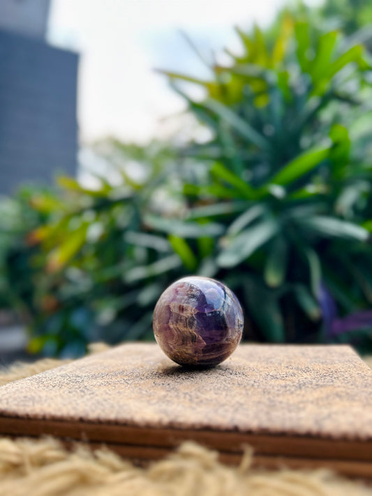 Amethyst Crystal Ball – Calm, Clarity & Spiritual Growth