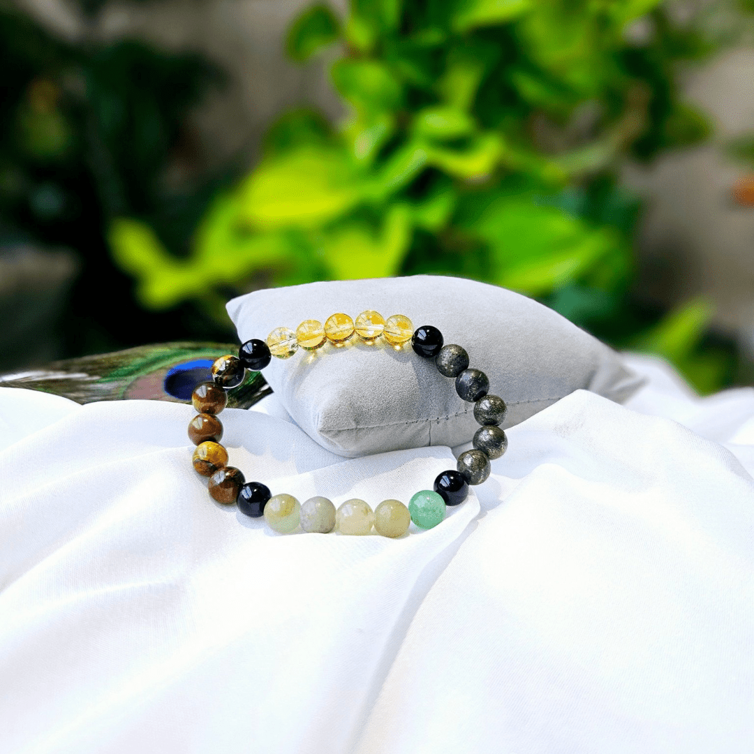 Dhan Vriddhi Crystal Bracelet - Ankshaktiyaan by seemaa arora